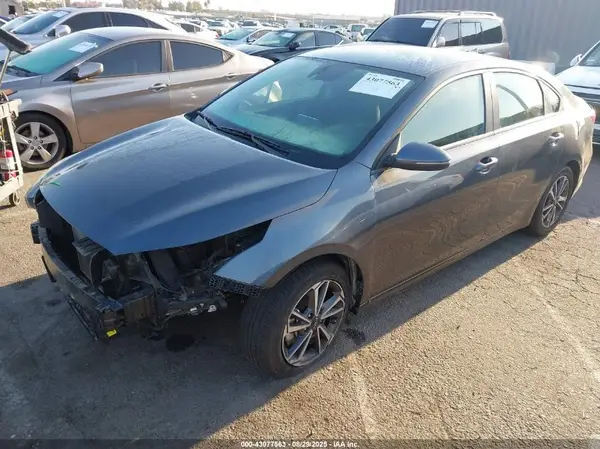 3KPF24AD7NE473311 2022 KIA FORTE - Image 2