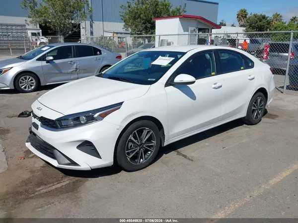 3KPF24AD7NE474376 2022 KIA FORTE - Image 2