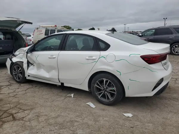 3KPF24AD7NE474877 2022 KIA FORTE - Image 2
