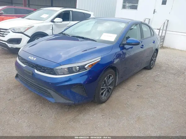 3KPF24AD7NE475186 2022 KIA FORTE - Image 2