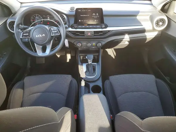 3KPF24AD7NE475253 2022 KIA FORTE - Image 8