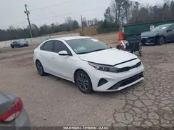 3KPF24AD7NE475494 2022 KIA FORTE