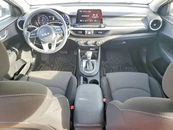 3KPF24AD7NE479156 2022 KIA FORTE - Image 8