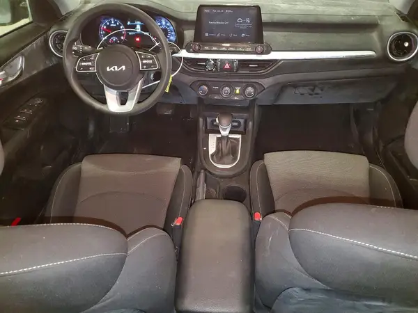 3KPF24AD7NE486009 2022 KIA FORTE - Image 8