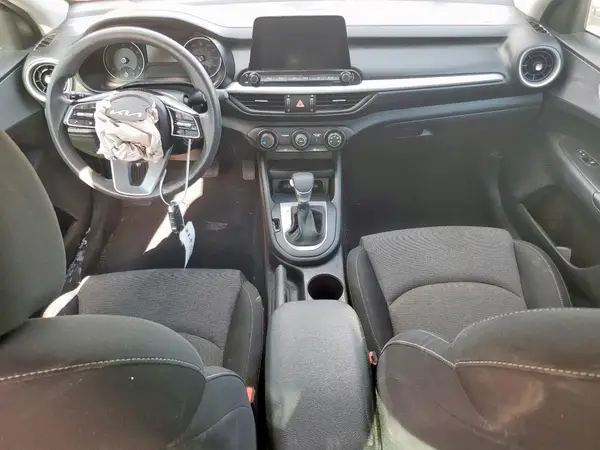 3KPF24AD7NE486754 2022 KIA FORTE - Image 8