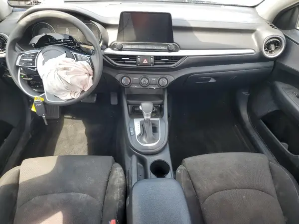 3KPF24AD7NE492084 2022 KIA FORTE - Image 8