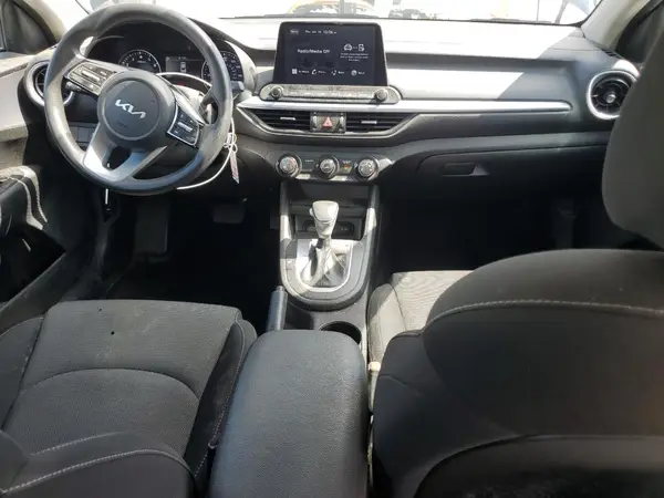 3KPF24AD7NE493378 2022 KIA FORTE - Image 8