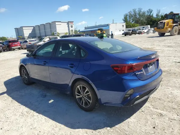 3KPF24AD7NE494109 2022 KIA FORTE - Image 2