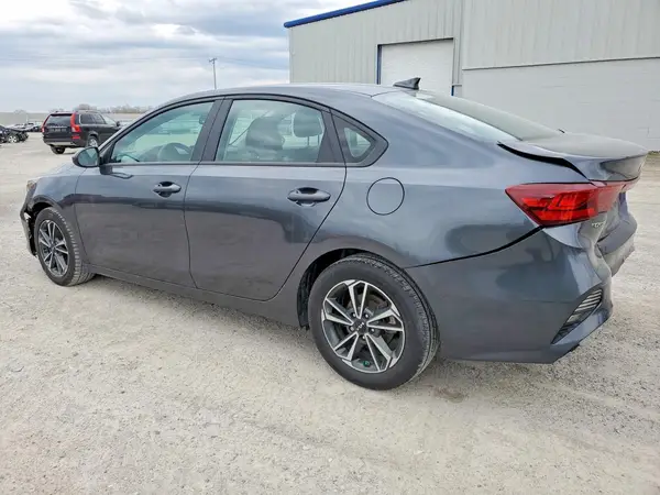 3KPF24AD7NE500300 2022 KIA FORTE - Image 2