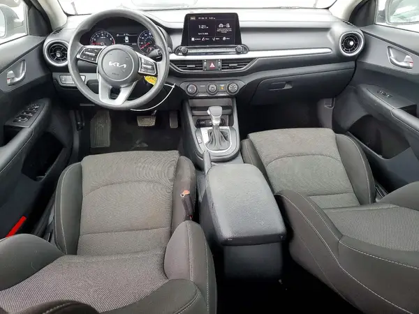 3KPF24AD7NE500300 2022 KIA FORTE - Image 8