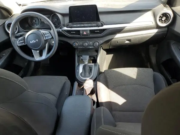 3KPF24AD7NE502354 2022 KIA FORTE - Image 8