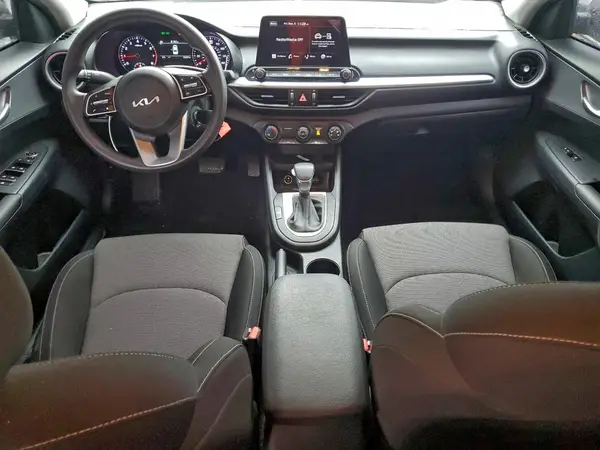 3KPF24AD7PE506312 2023 KIA FORTE - Image 8