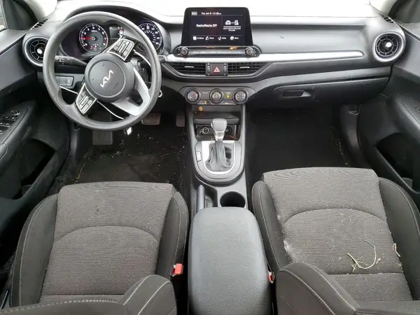 3KPF24AD7PE506990 2023 KIA FORTE - Image 8