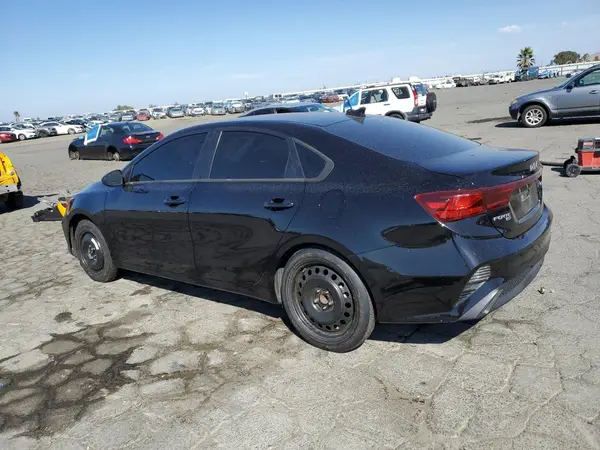 3KPF24AD7PE508030 2023 KIA FORTE - Image 2