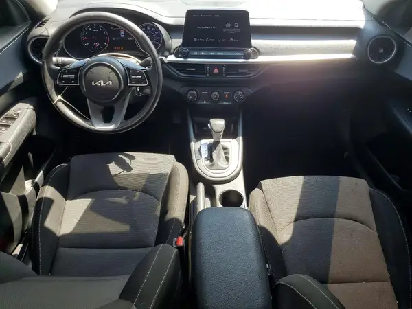 3KPF24AD7PE508769 2023 KIA FORTE - Image 8