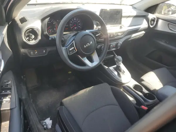 3KPF24AD7PE510571 2023 KIA FORTE - Image 8