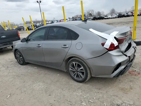 3KPF24AD7PE512496 2023 KIA FORTE - Image 2