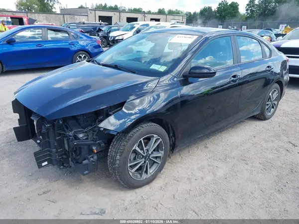 3KPF24AD7PE526592 2023 KIA FORTE - Image 2