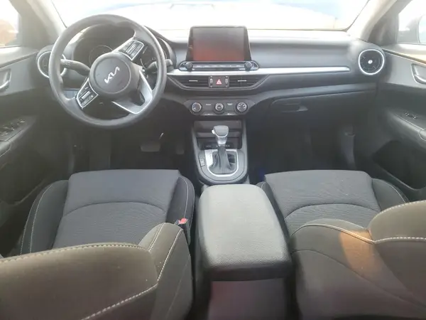 3KPF24AD7PE531310 2023 KIA FORTE - Image 8