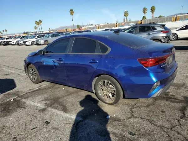 3KPF24AD7PE531338 2023 KIA FORTE - Image 2
