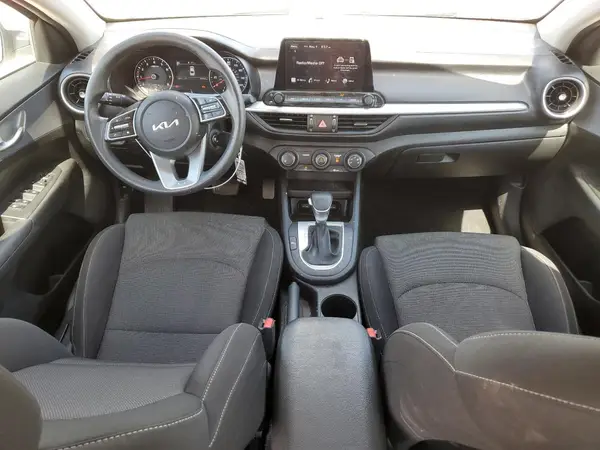 3KPF24AD7PE532490 2023 KIA FORTE - Image 8