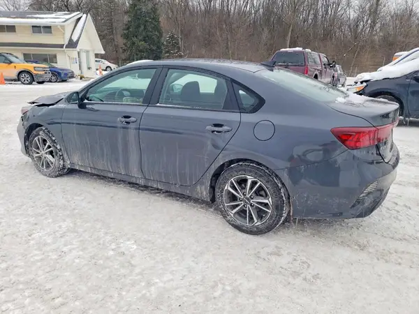 3KPF24AD7PE536457 2023 KIA FORTE - Image 2