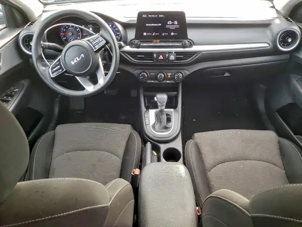3KPF24AD7PE536555 2023 KIA FORTE - Image 8