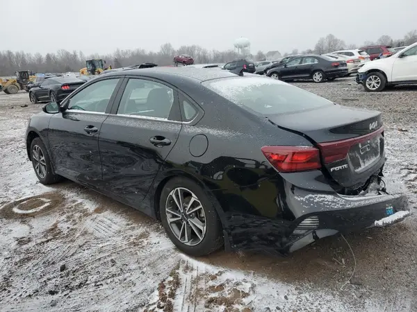 3KPF24AD7PE538452 2023 KIA FORTE - Image 2