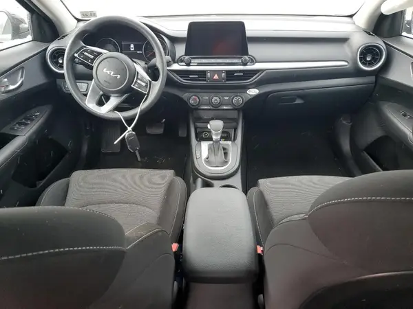 3KPF24AD7PE538452 2023 KIA FORTE - Image 8