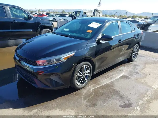 3KPF24AD7PE540797 2023 KIA FORTE - Image 2