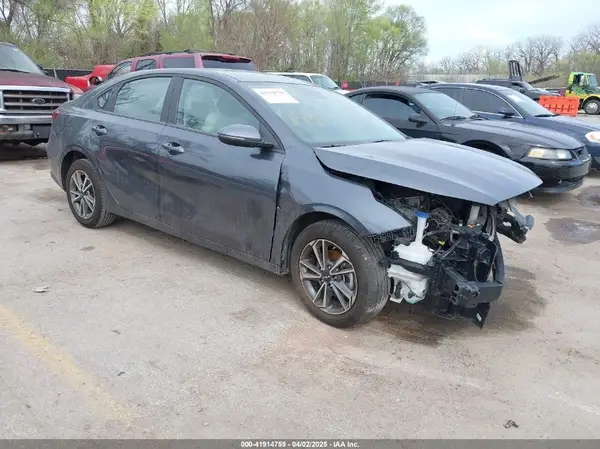 3KPF24AD7PE544557 2023 KIA FORTE - Image 1