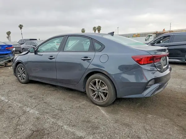 3KPF24AD7PE548074 2023 KIA FORTE - Image 2