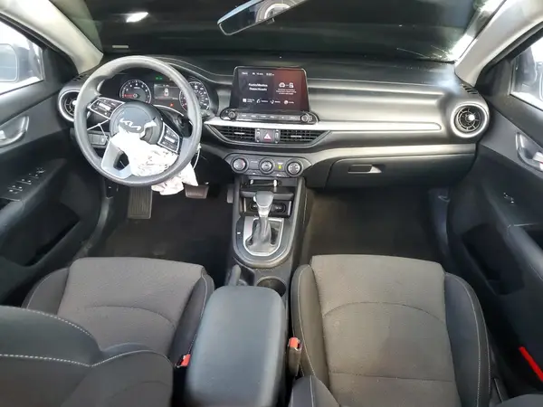 3KPF24AD7PE548205 2023 KIA FORTE - Image 8