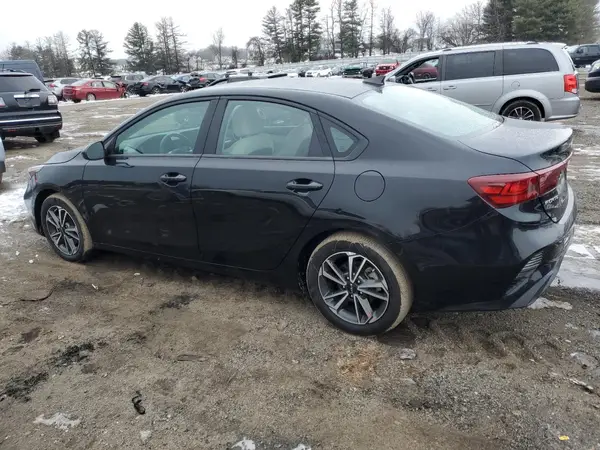 3KPF24AD7PE548334 2023 KIA FORTE - Image 2