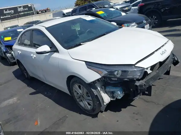 3KPF24AD7PE551055 2023 KIA FORTE - Image 1