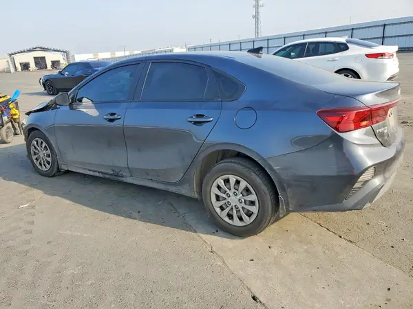 3KPF24AD7PE551167 2023 KIA FORTE - Image 2