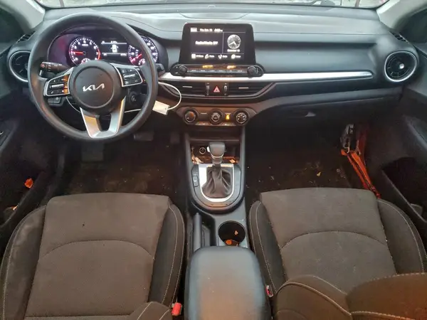 3KPF24AD7PE551458 2023 KIA FORTE - Image 8