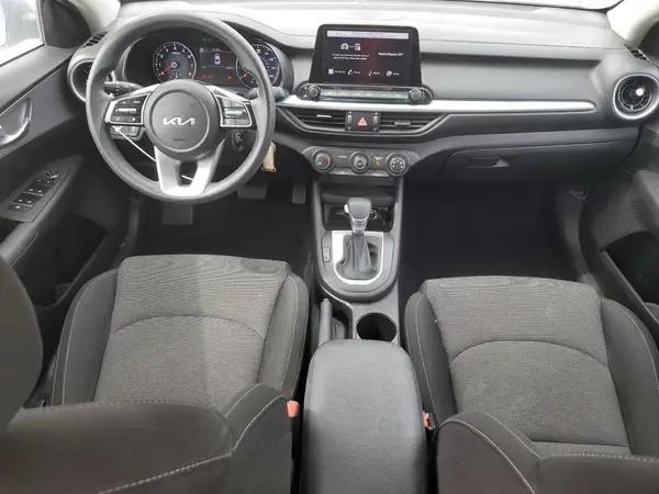 3KPF24AD7PE551931 2023 KIA FORTE - Image 8