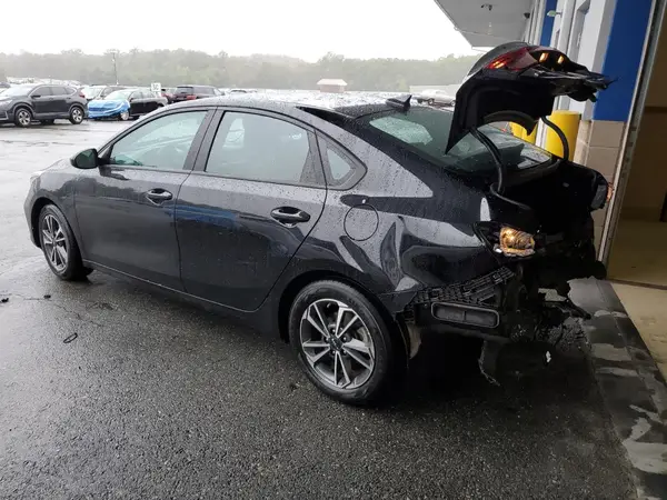 3KPF24AD7PE553517 2023 KIA FORTE - Image 2