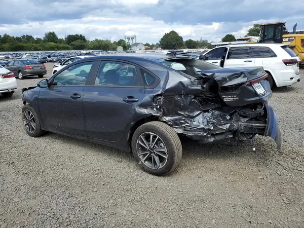 3KPF24AD7PE554361 2023 KIA FORTE - Image 2