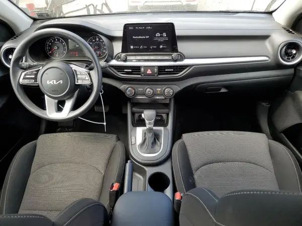3KPF24AD7PE554361 2023 KIA FORTE - Image 8
