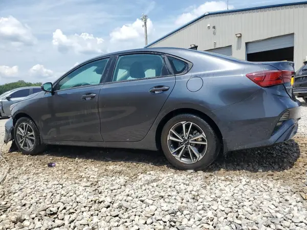 3KPF24AD7PE554411 2023 KIA FORTE - Image 2