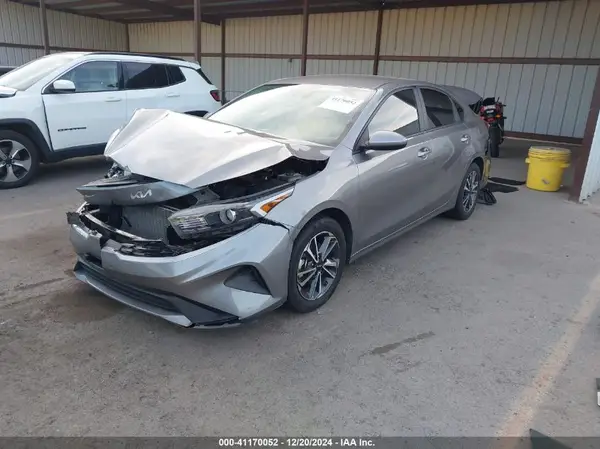 3KPF24AD7PE554845 2023 KIA FORTE - Image 2