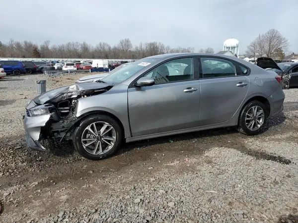 3KPF24AD7PE557549 2023 KIA FORTE - Image 1
