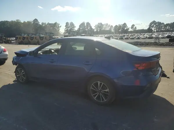 3KPF24AD7PE559771 2023 KIA FORTE - Image 2