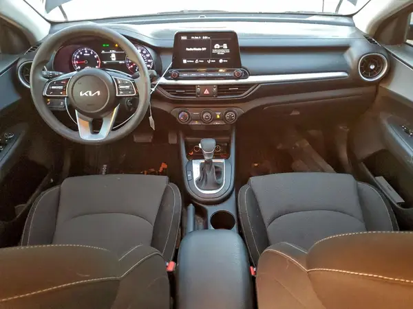 3KPF24AD7PE561309 2023 KIA FORTE - Image 8