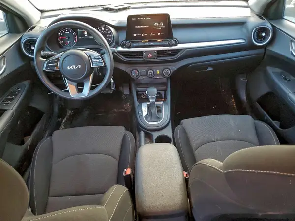 3KPF24AD7PE566672 2023 KIA FORTE - Image 8
