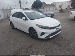 3KPF24AD7PE569426 2023 KIA FORTE