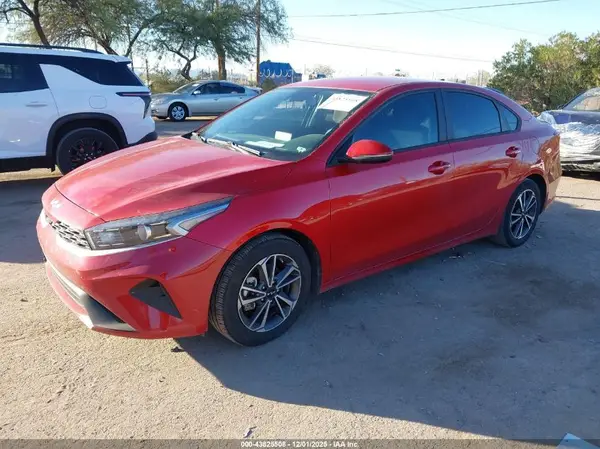 3KPF24AD7PE571967 2023 KIA FORTE - Image 2