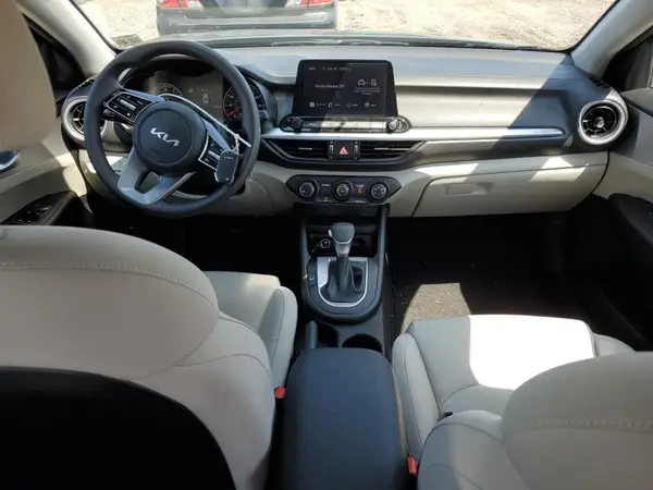 3KPF24AD7PE572844 2023 KIA FORTE - Image 8